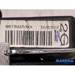 Peugeot - 208 - Sicherheitsgurt links hinten