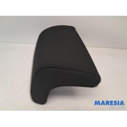 Peugeot - 207 - Headrest