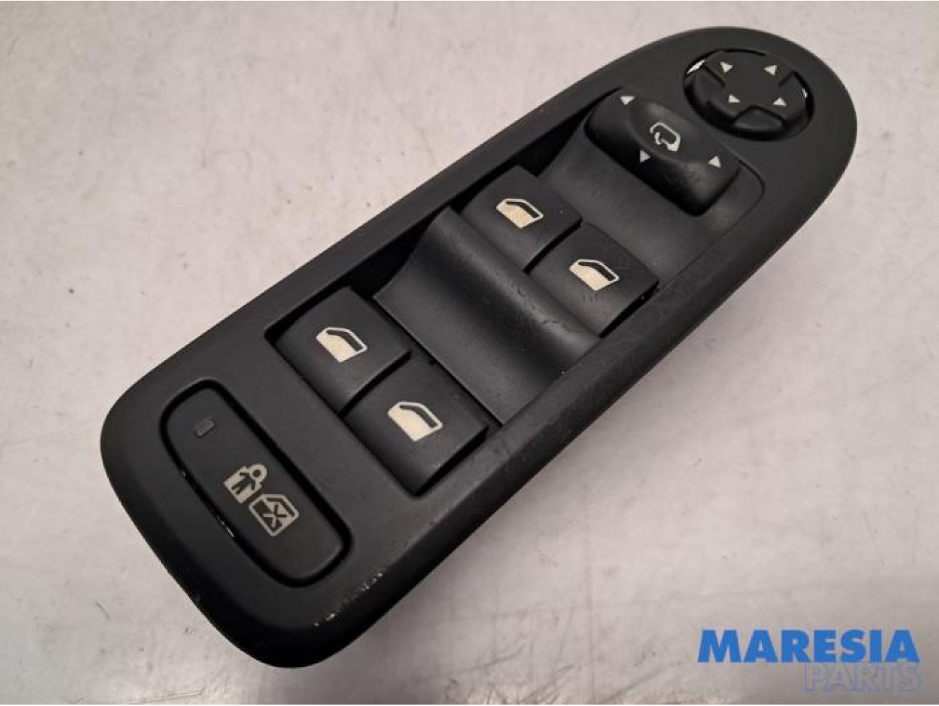 Citroen - C5 - Multi-functional window switch