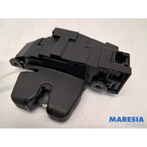 Citroen - C5 - Tailgate lock mechanism