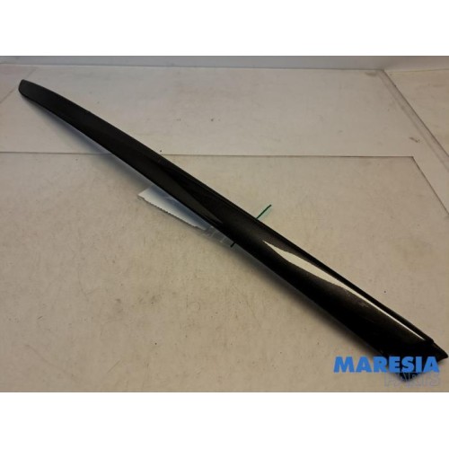 Citroen - C5 - A-pillar cover, right