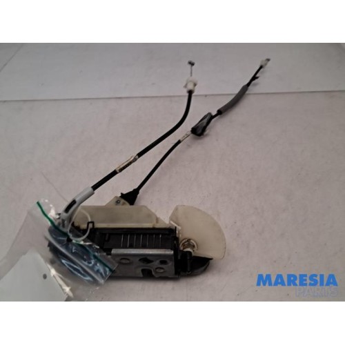 Peugeot - 208 - Door lock mechanism 4-door, front left