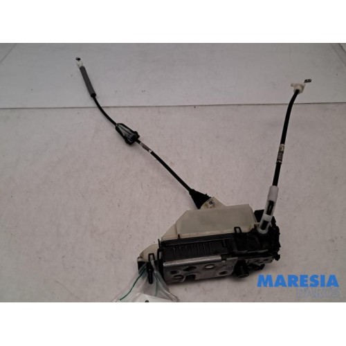Peugeot - 208 - Front door lock mechanism 4-door, right