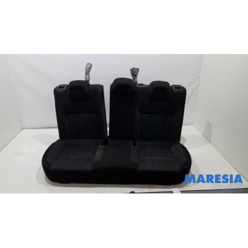 Citroen - C4 - Rear bench seat