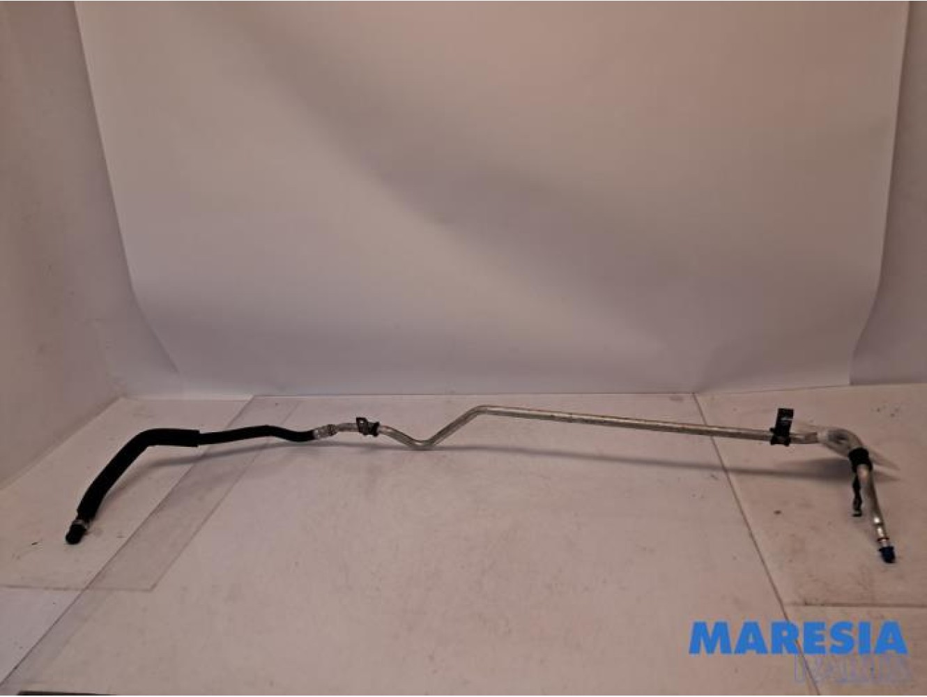Citroen - C5 - Power steering line
