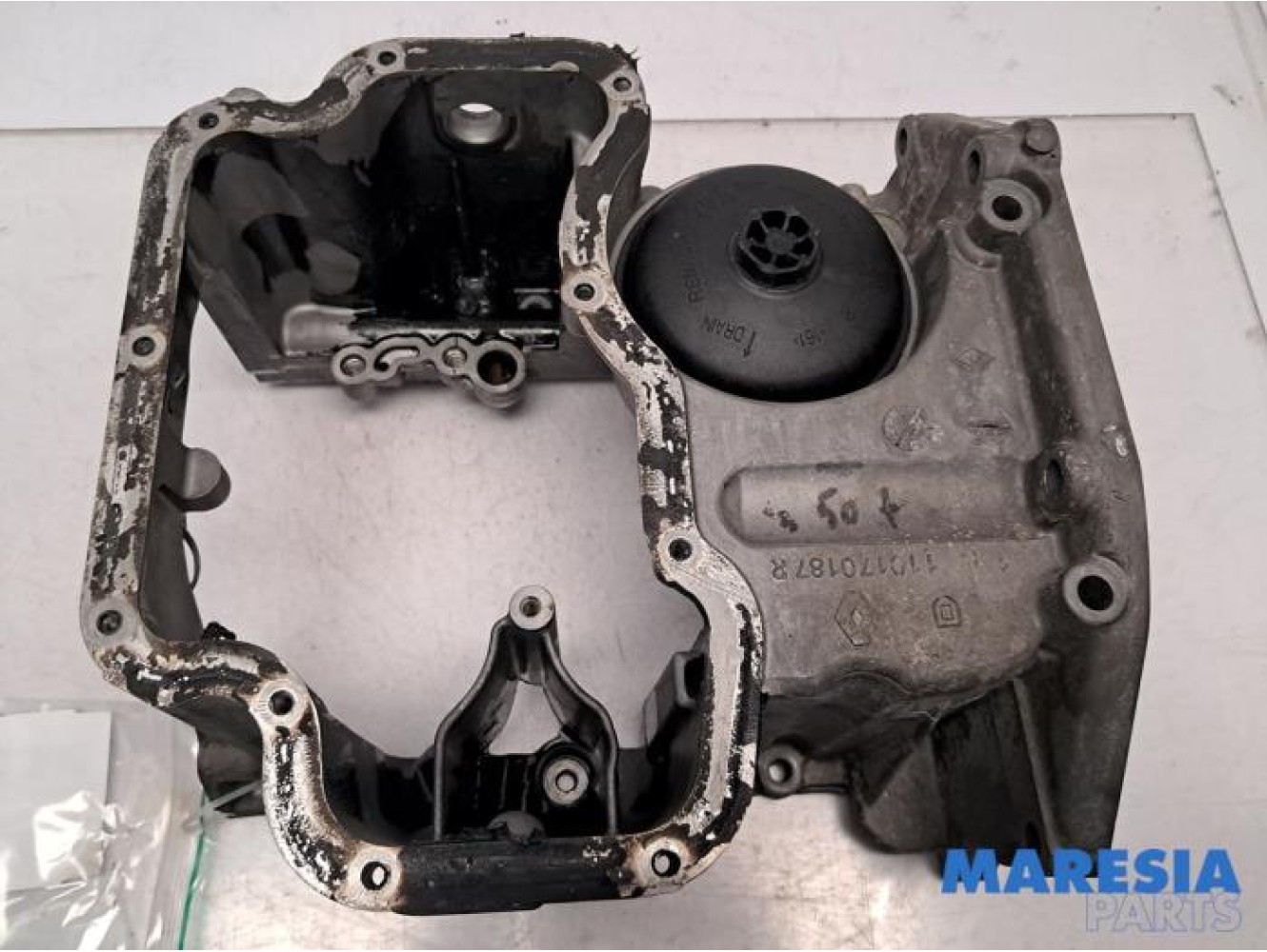 Renault - Clio - Sump