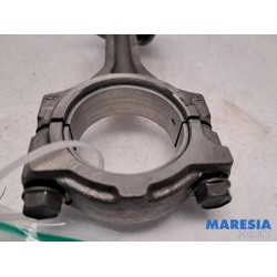 Renault - Clio - Connecting rod