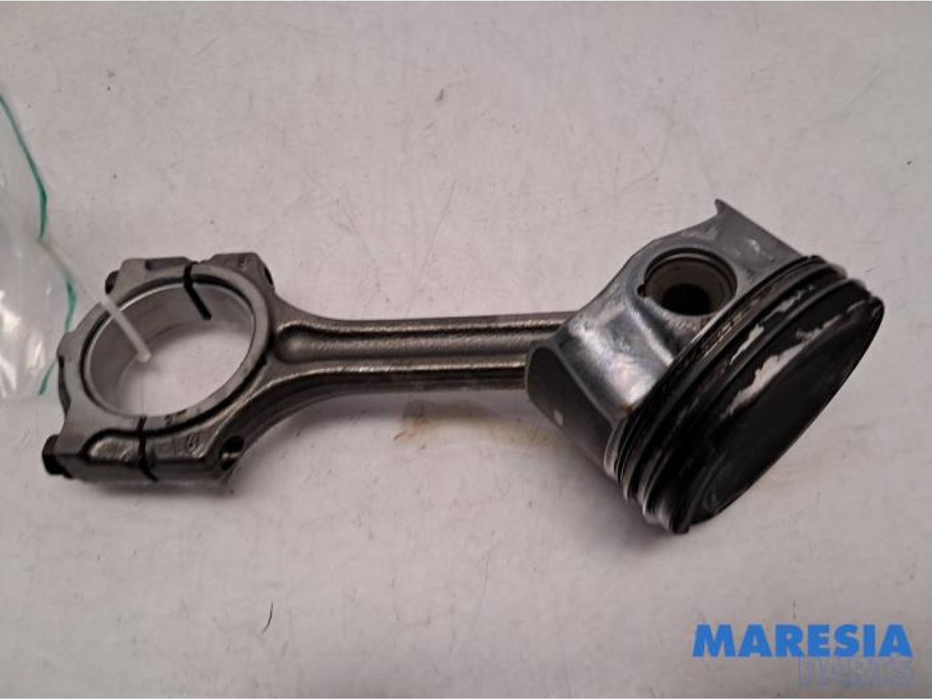 Renault - Clio - Connecting rod