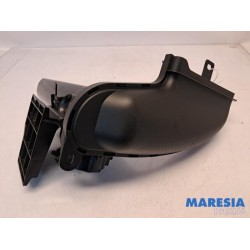 Citroen - C5 - Air funnel
