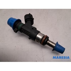Renault - Clio - Injector (petrol injection)