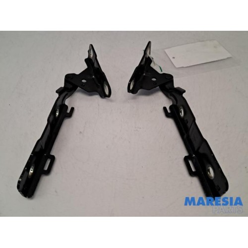 Citroen - C5 - Bonnet Hinge
