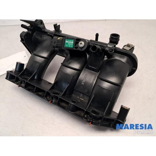 Renault - Clio - Intake manifold