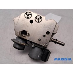 Citroen - C4 Picasso - Brandstofpomp Mechanisch