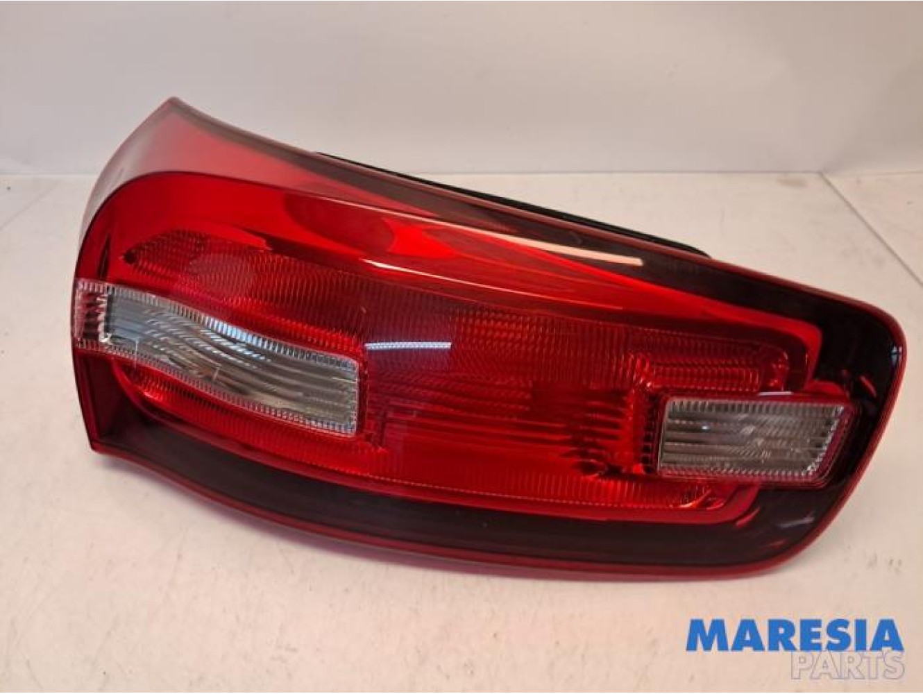 Citroen - C4 Picasso - Taillight, left