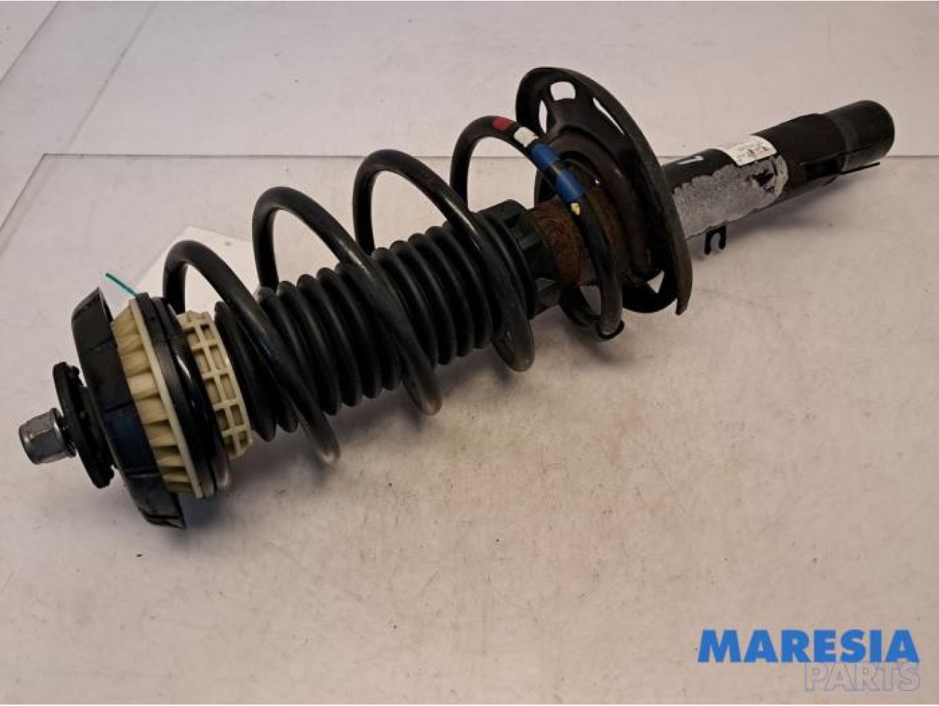 Citroen - C3 - Front shock absorber rod, left