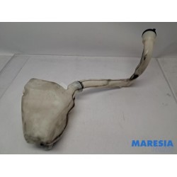 Citroen - C3 - Front windscreen washer reservoir