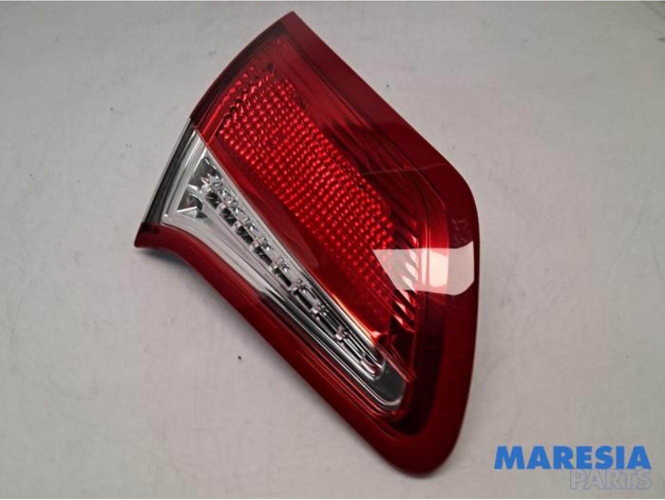 Citroen - C4 - Taillight, left