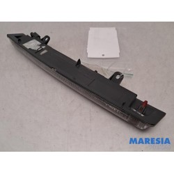 Citroen - C4 - Extra Remlicht midden