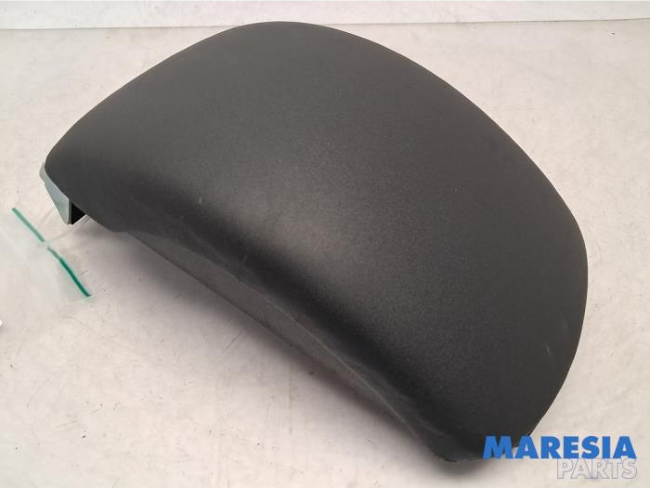 Citroen - C4 - Armrest