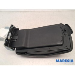 Citroen - C4 - Armrest