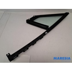 Citroen - C4 - Quarter light, front right