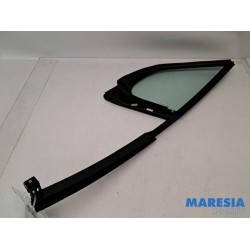 Citroen - C3 - Quarter light, front right