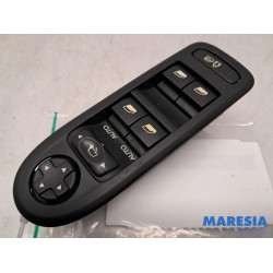 Citroen - C3 - Multi-functional window switch