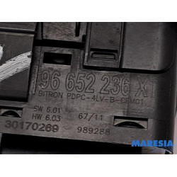 Citroen - C3 - Multi-functional window switch