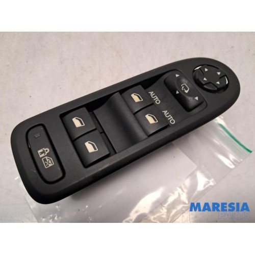 Citroen - C3 - Multi-functional window switch