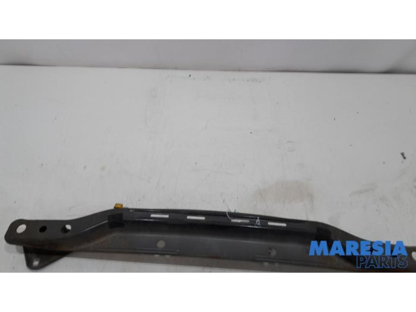 Peugeot - 107 - Rear bumper frame