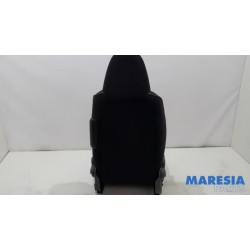Peugeot - 107 - Sitz links