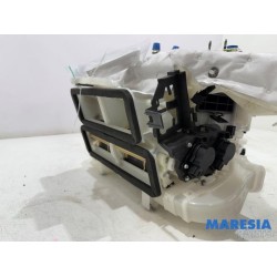 Citroen - C4 Picasso - Heater housing