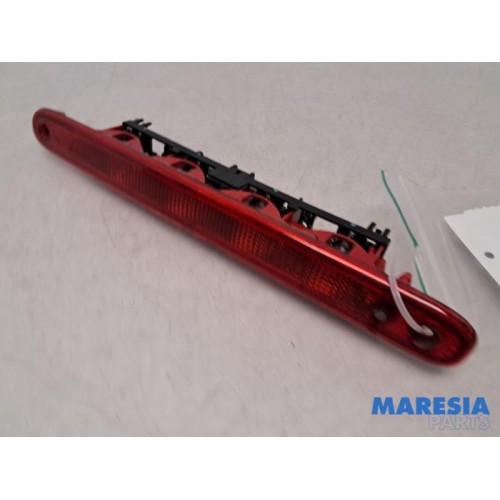 Peugeot - 107 - Third brake light