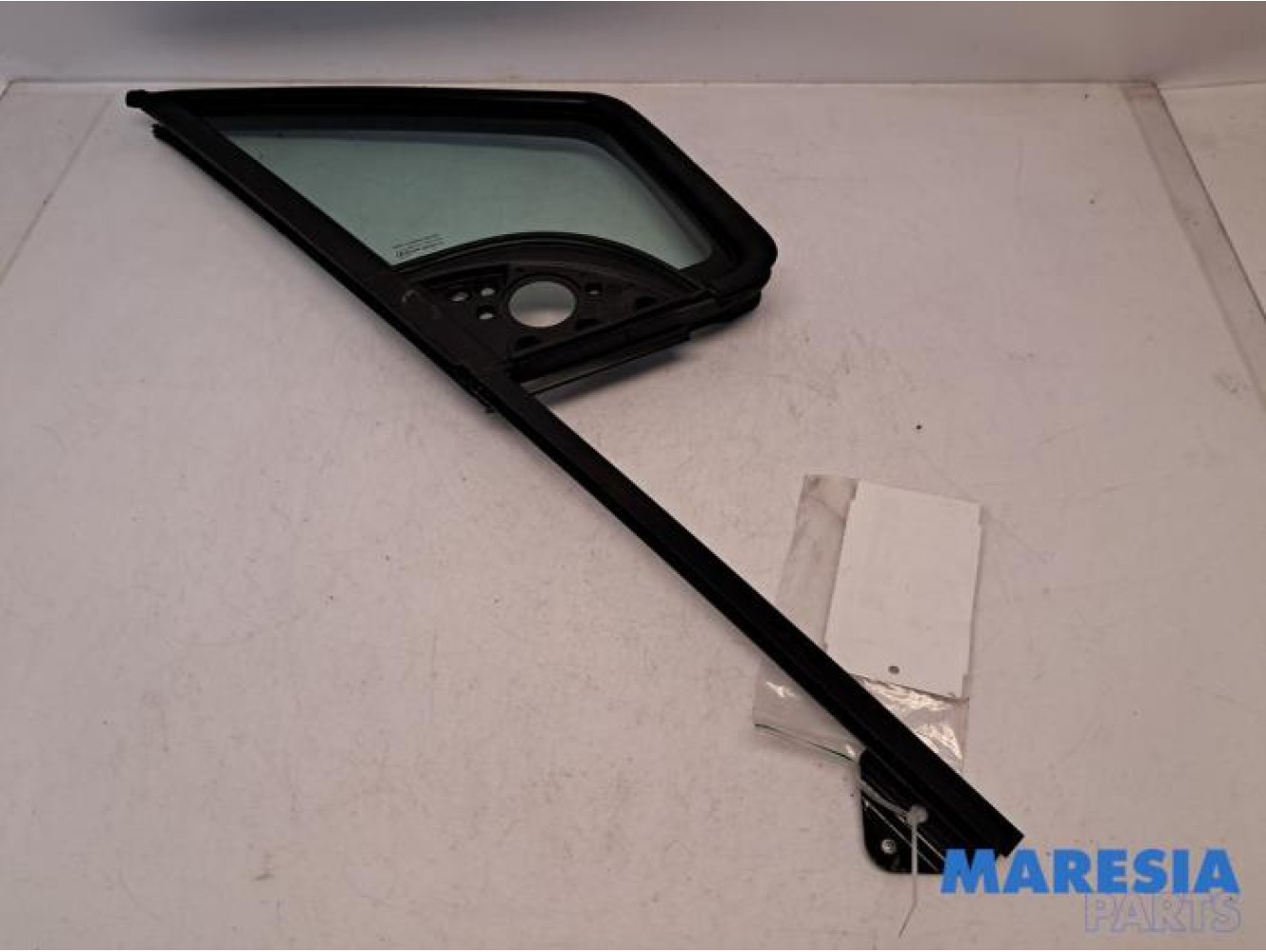 Citroen - Berlingo - Vitre triangulaire avant droite