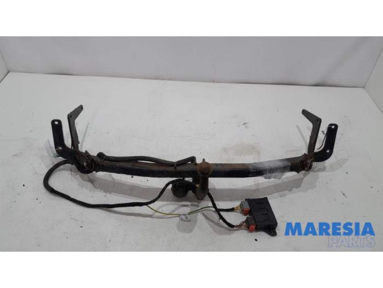 Citroen - C4 Picasso - Towbar