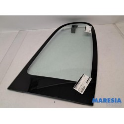 Peugeot - 107 - Portierruit 4Deurs rechts-achter