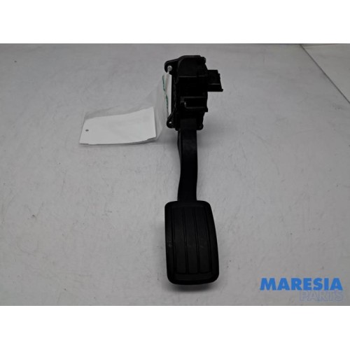 Citroen - C4 Picasso - Accelerator pedal