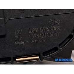 Citroen - C4 Picasso - Front wiper motor