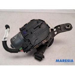 Citroen - C4 Picasso - Front wiper motor