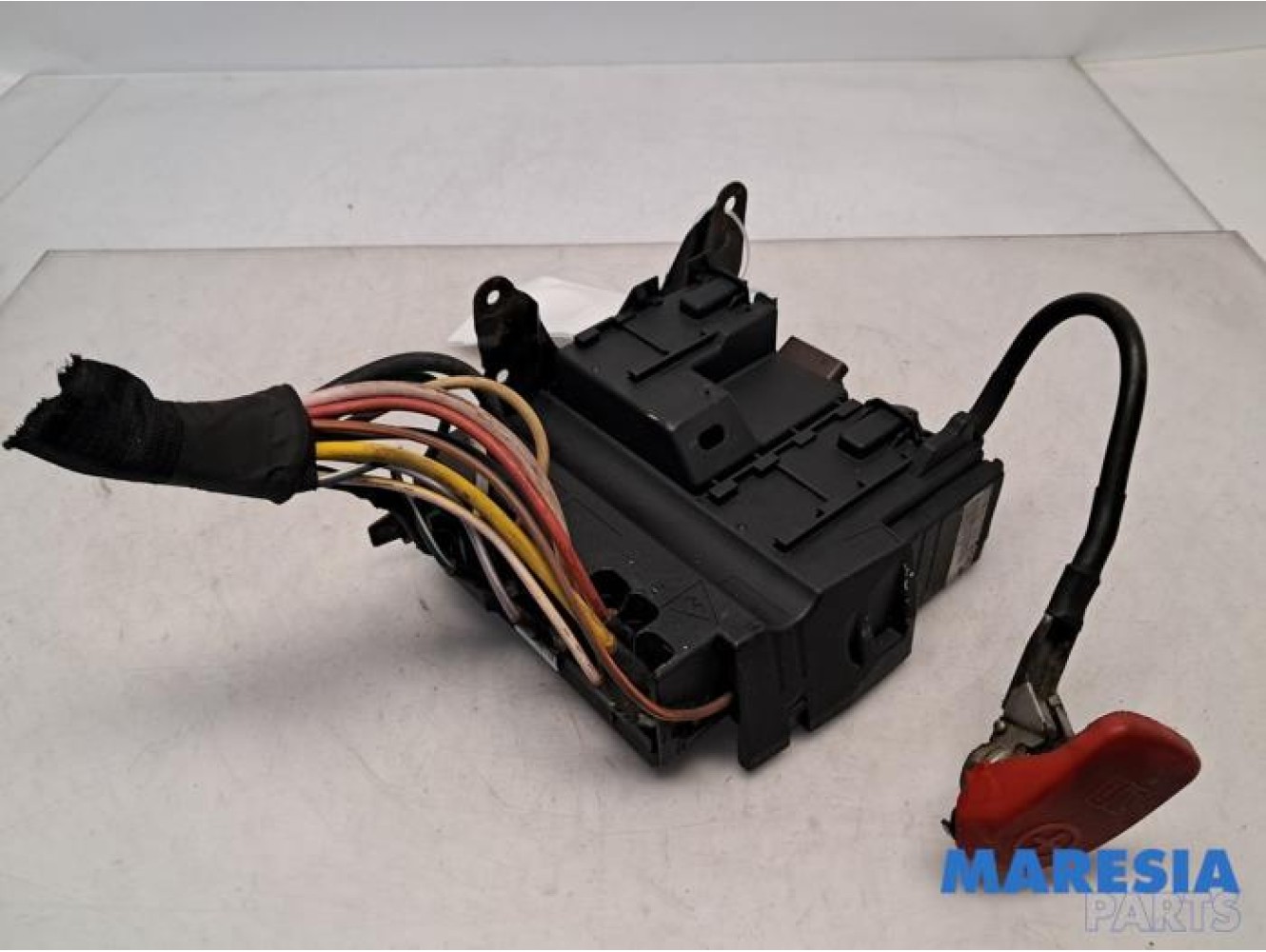 Citroen - C4 Picasso - Fuse box