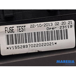 Citroen - C4 Picasso - Fuse box