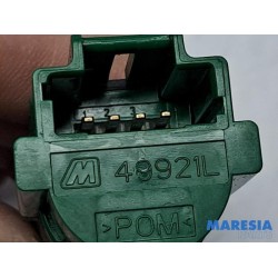 Citroen - C4 Picasso - Brake light switch