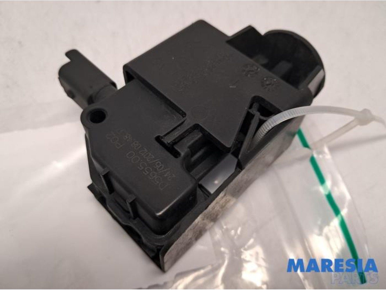 Citroen - C4 Picasso - Tank flap lock motor