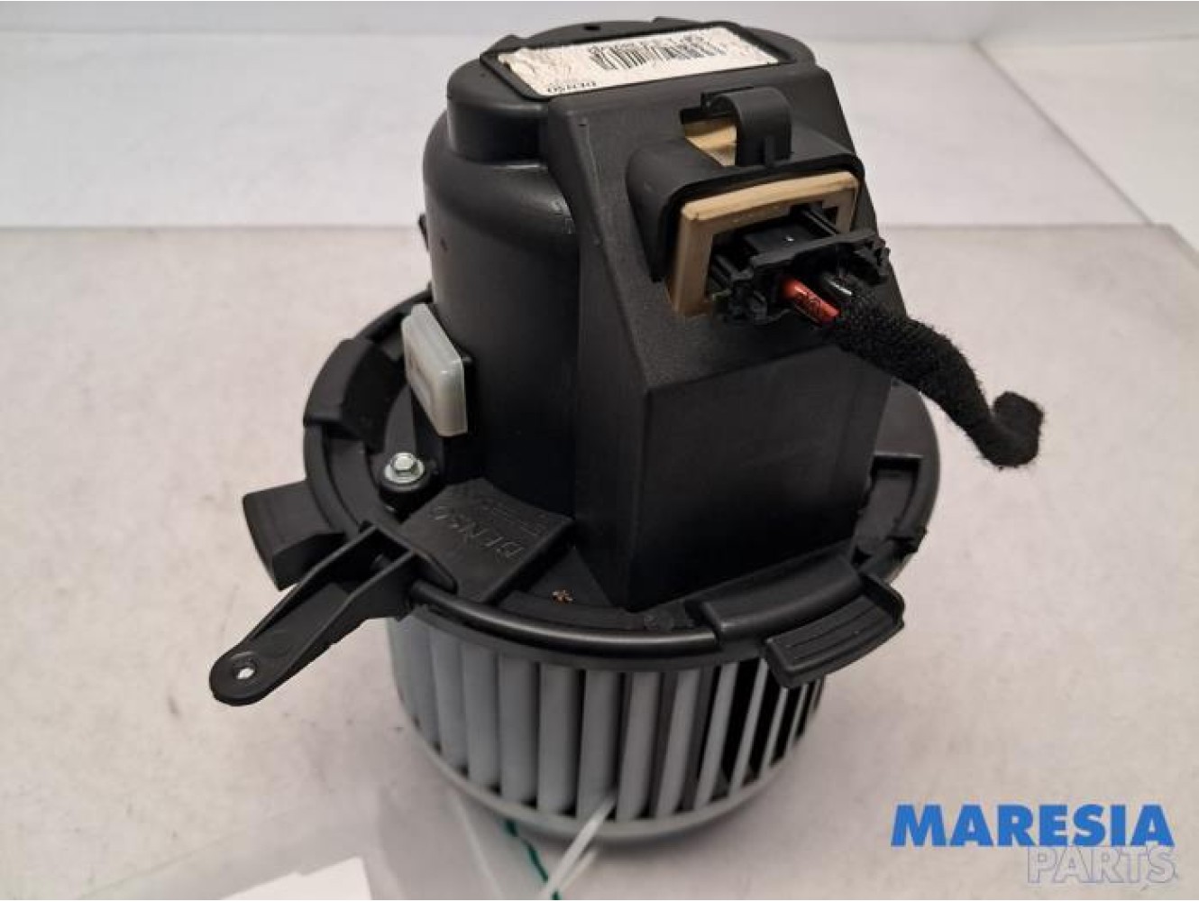 Citroen - C4 Picasso - Heating and ventilation fan motor