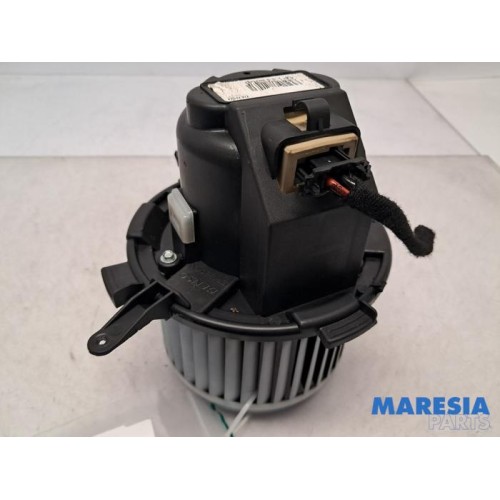Citroen - C4 Picasso - Heating and ventilation fan motor
