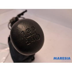 Peugeot - 107 - Gear stick