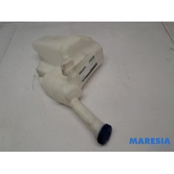 Peugeot - 107 - Front windscreen washer reservoir