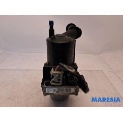 Citroen - C4 - Power steering pump
