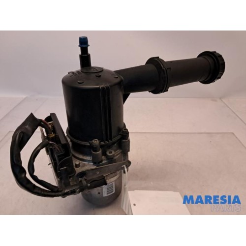 Citroen - C4 - Power steering pump