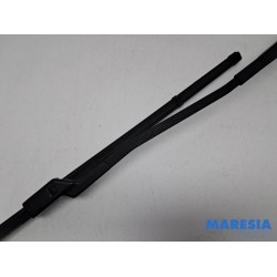 Citroen - C4 - Front wiper arm